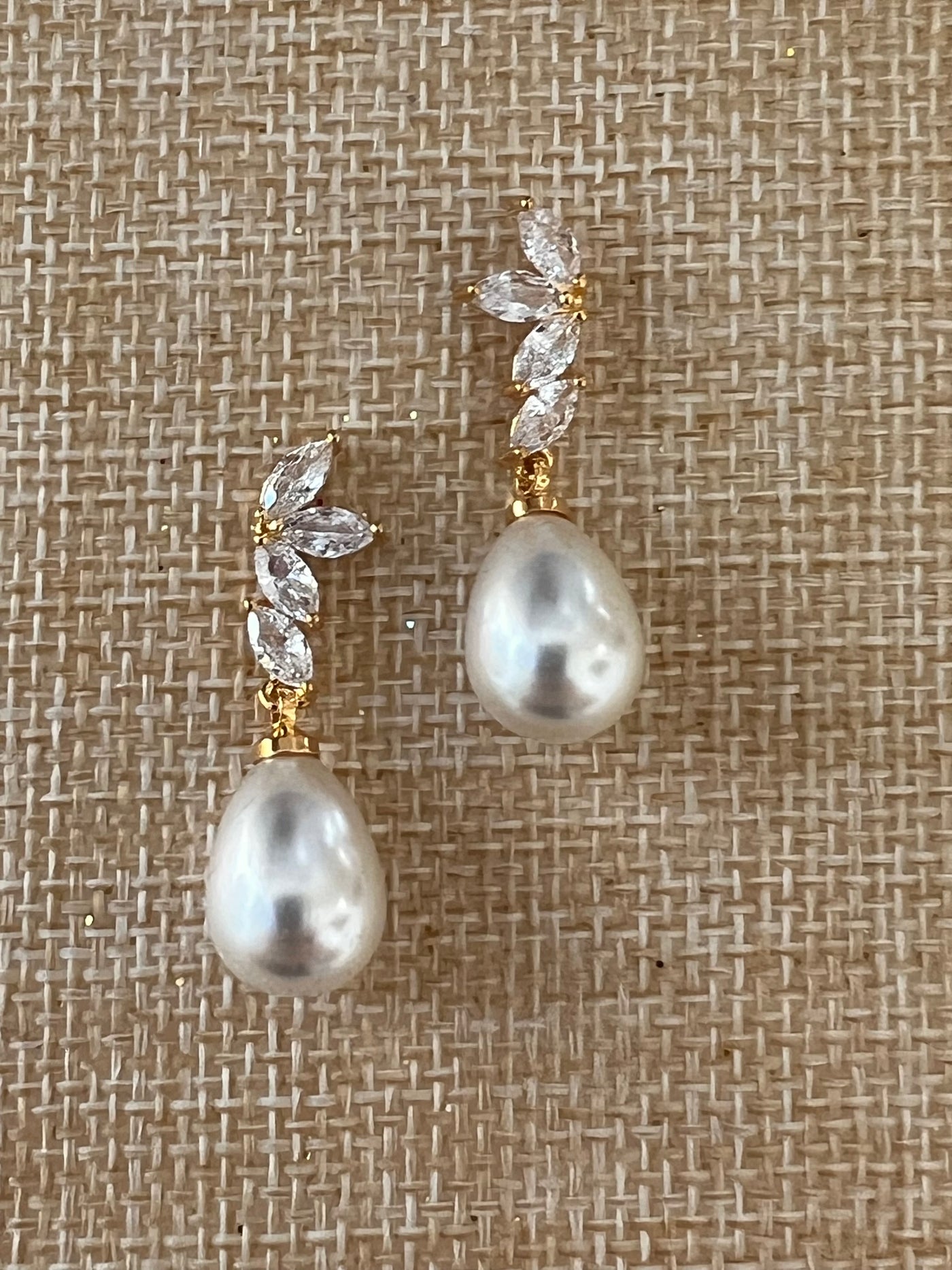 Bridal Earrings, Delicate Pearl Zirconia Wedding Earring, Pearl Earring