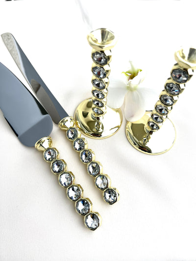 Bridal Toasting Glass Set & Server, Sparkling Rhinestones for Bride and Groom by Lucky Collections ™. Pala y cuchillo