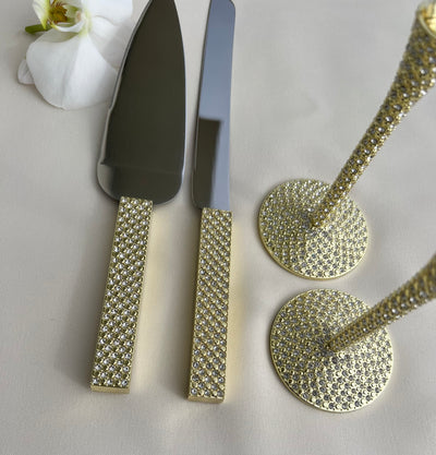 Toasting Glass and Cake Server, Handset Sparkling Rhinestone Inlayed by Lucky Collections ™. Pala y cuchillo