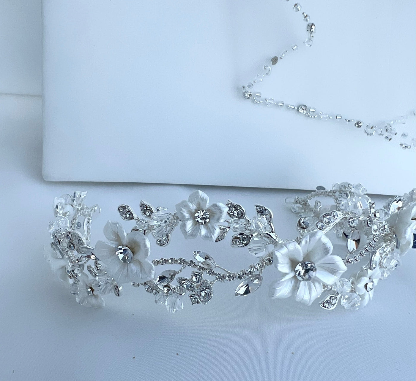 Floral Headband for wedding, Bridal Hair Accessory, Swarovski Flexible Headpiece for bride,