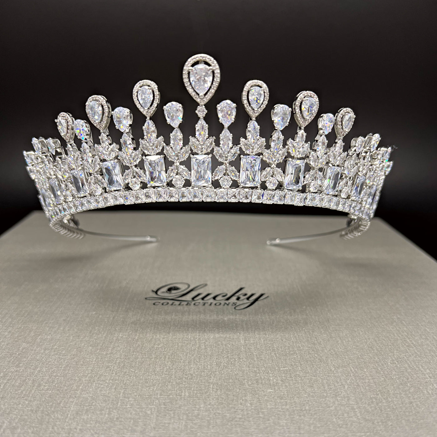 Tiara Zirconia Vintage Inspired by Lucky Collections ™