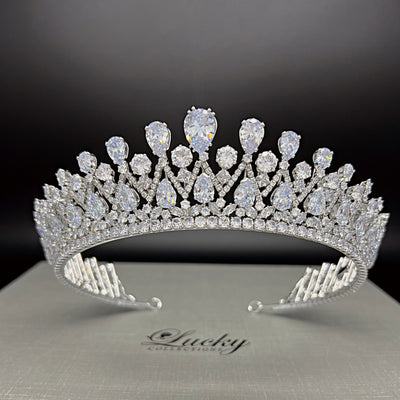 Queen Tiara for Bride, Crown for Quince, Timeless Classic Corona