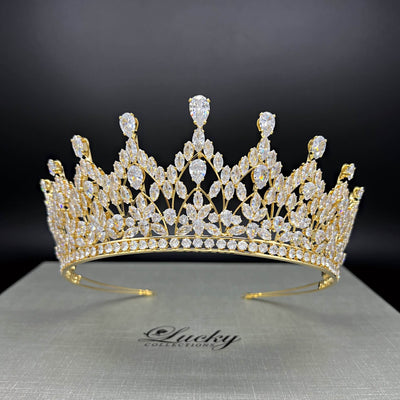 Gold Quinceanera Tiara, Crown for Wedding, Elegant Corona, Sophisticated Bridal Headpiece