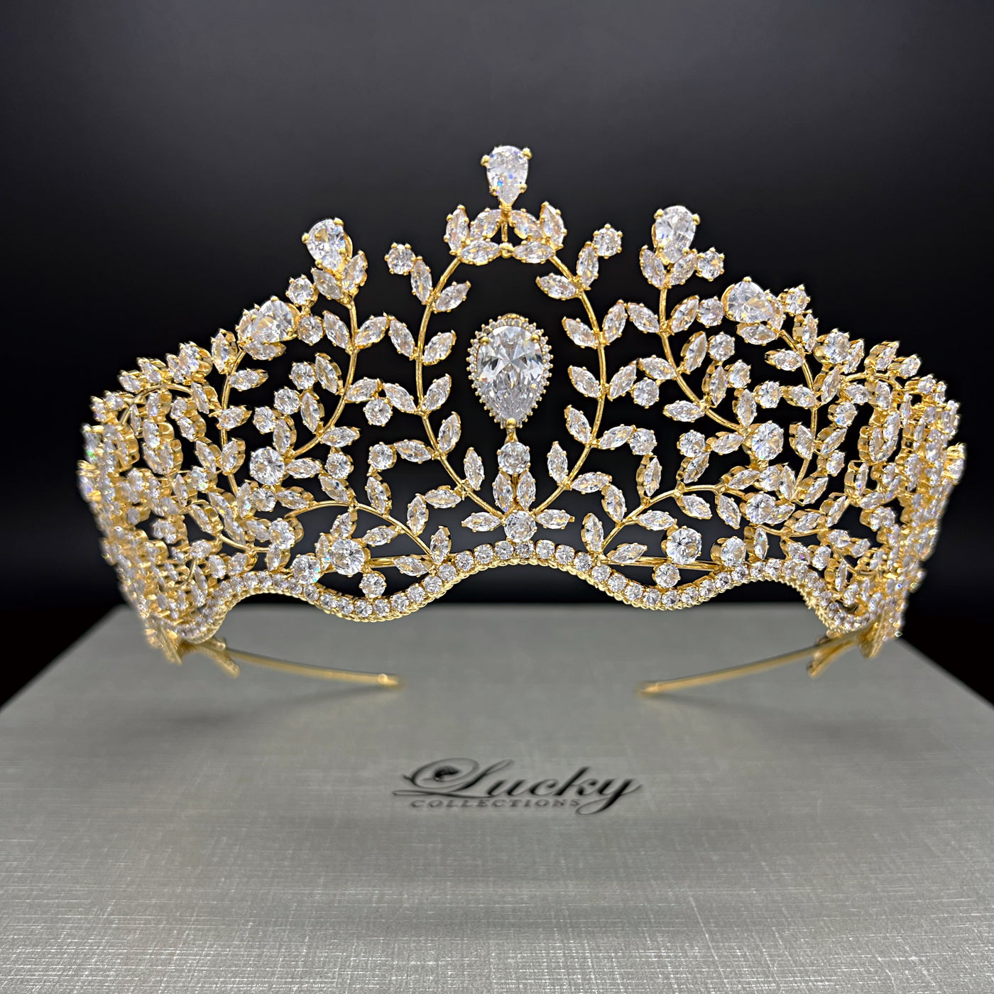 Bridal and Quinceanera Tiara, Upscale Stand Out Zirconia Corona