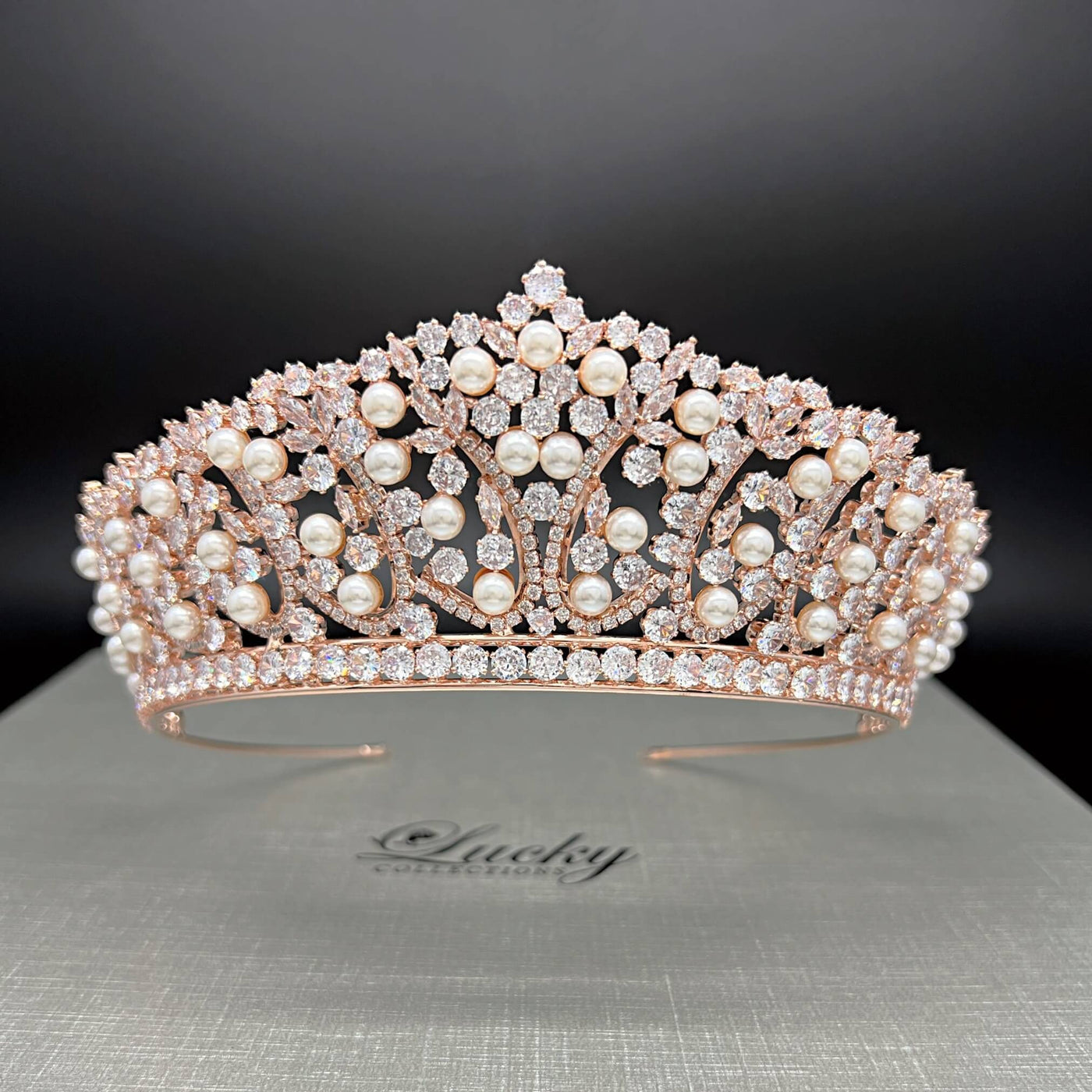 Pearl Crown for Bride, Classic Bridal Tiara, Quinceanera Corona con Perla